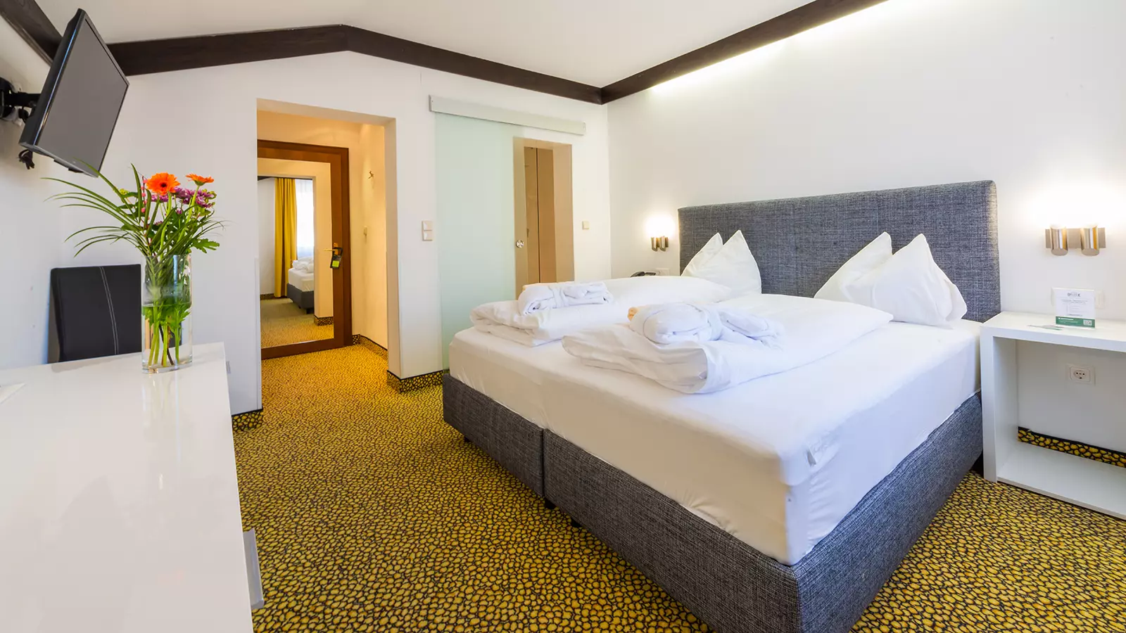 Hotel Bellevue Seeboden - Doppelzimmer Waldseite Standard Ansicht